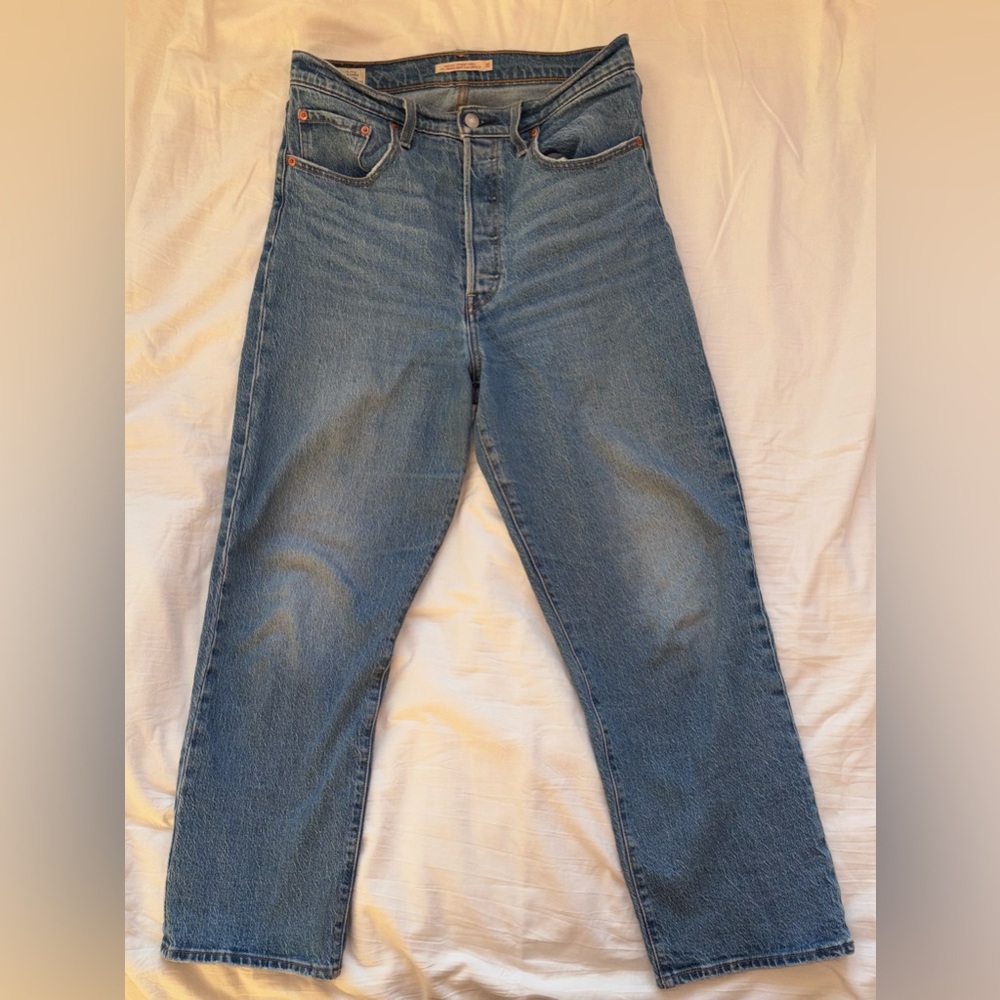 Levi's Ribcage Straight Ankle Jeans